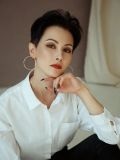 Корабельникова Юлия Викторовна — репетитор по математике, черчению (Калуга)